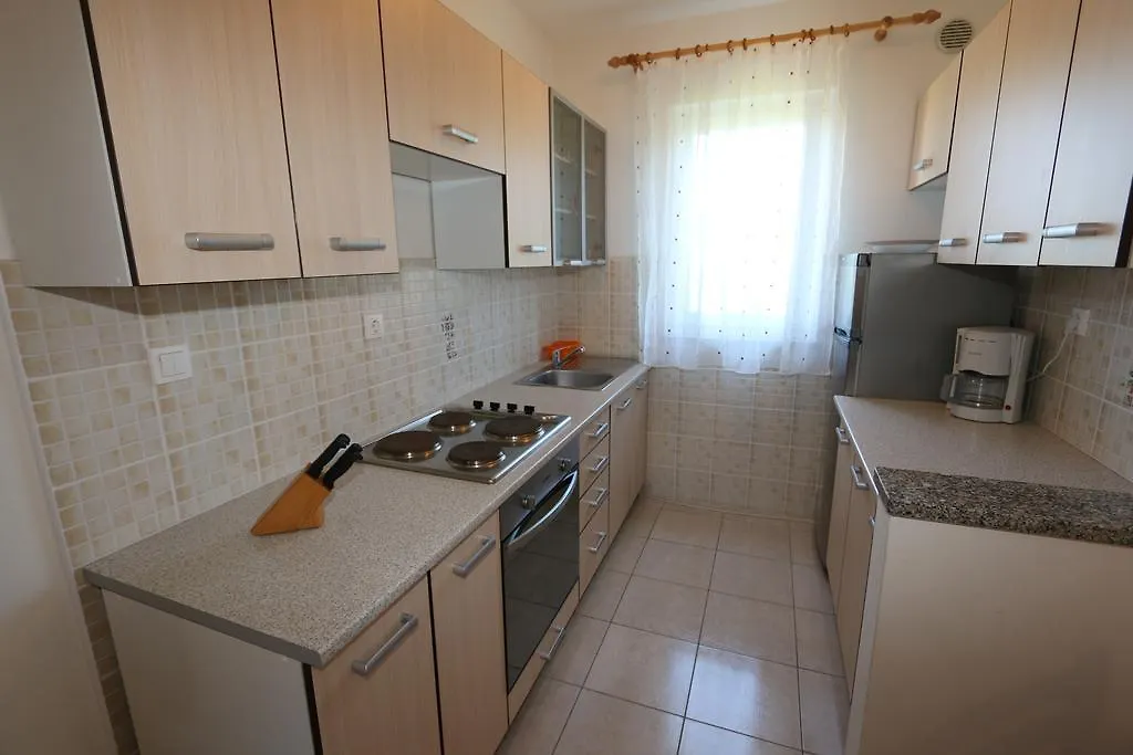 Apartments Dudovic Šilo 0*,  Kroatien